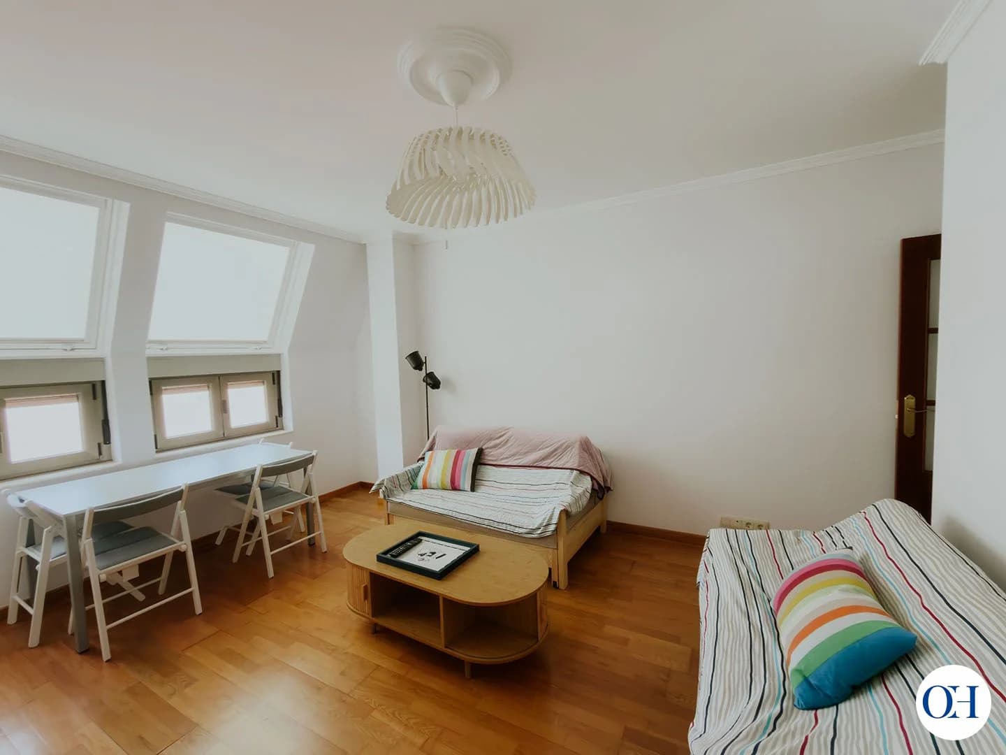 Piso de alquiler turístico de 2 habitaciones para 5 personas